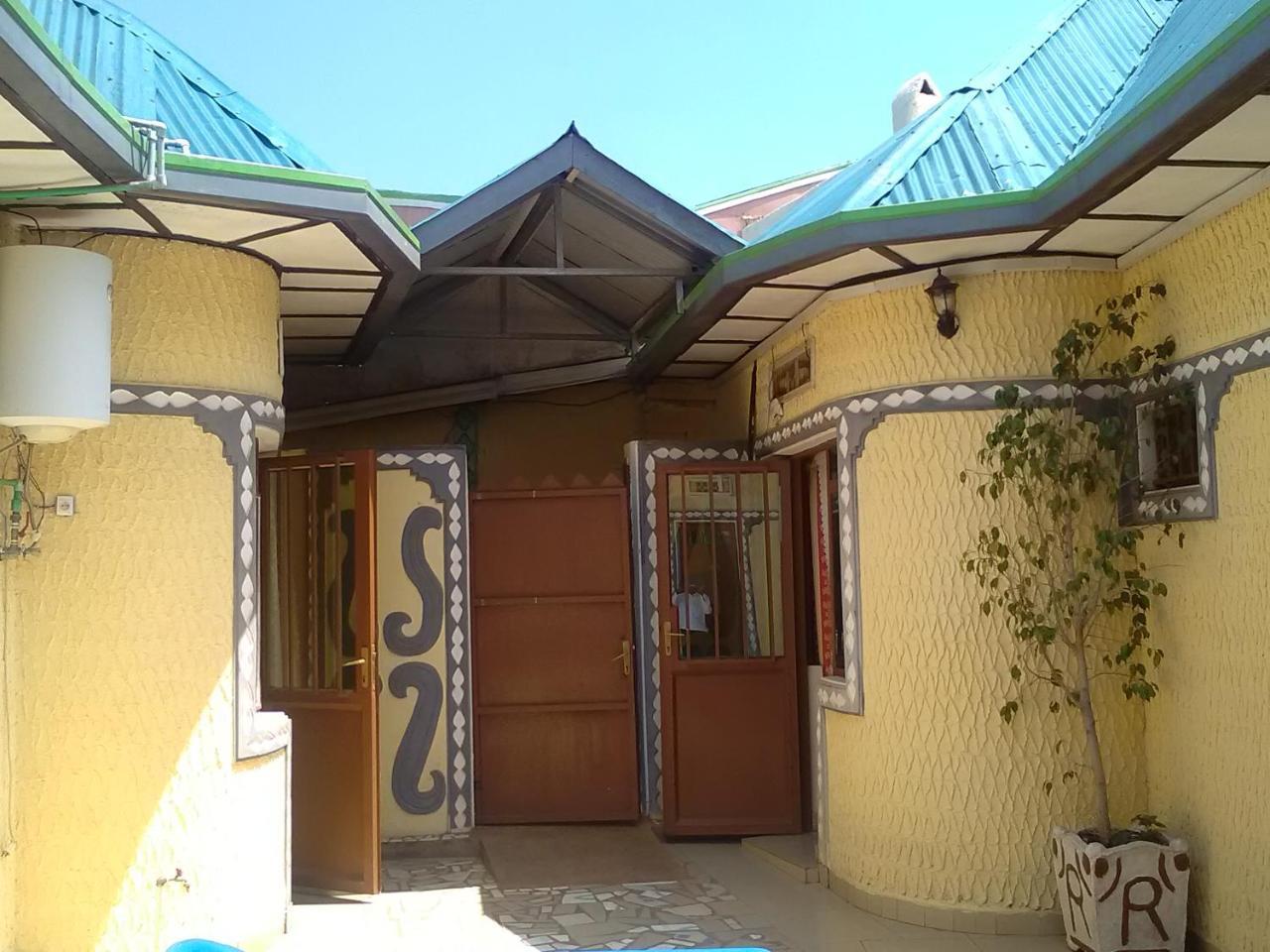 Gloria Motel Cyangugu Exterior foto